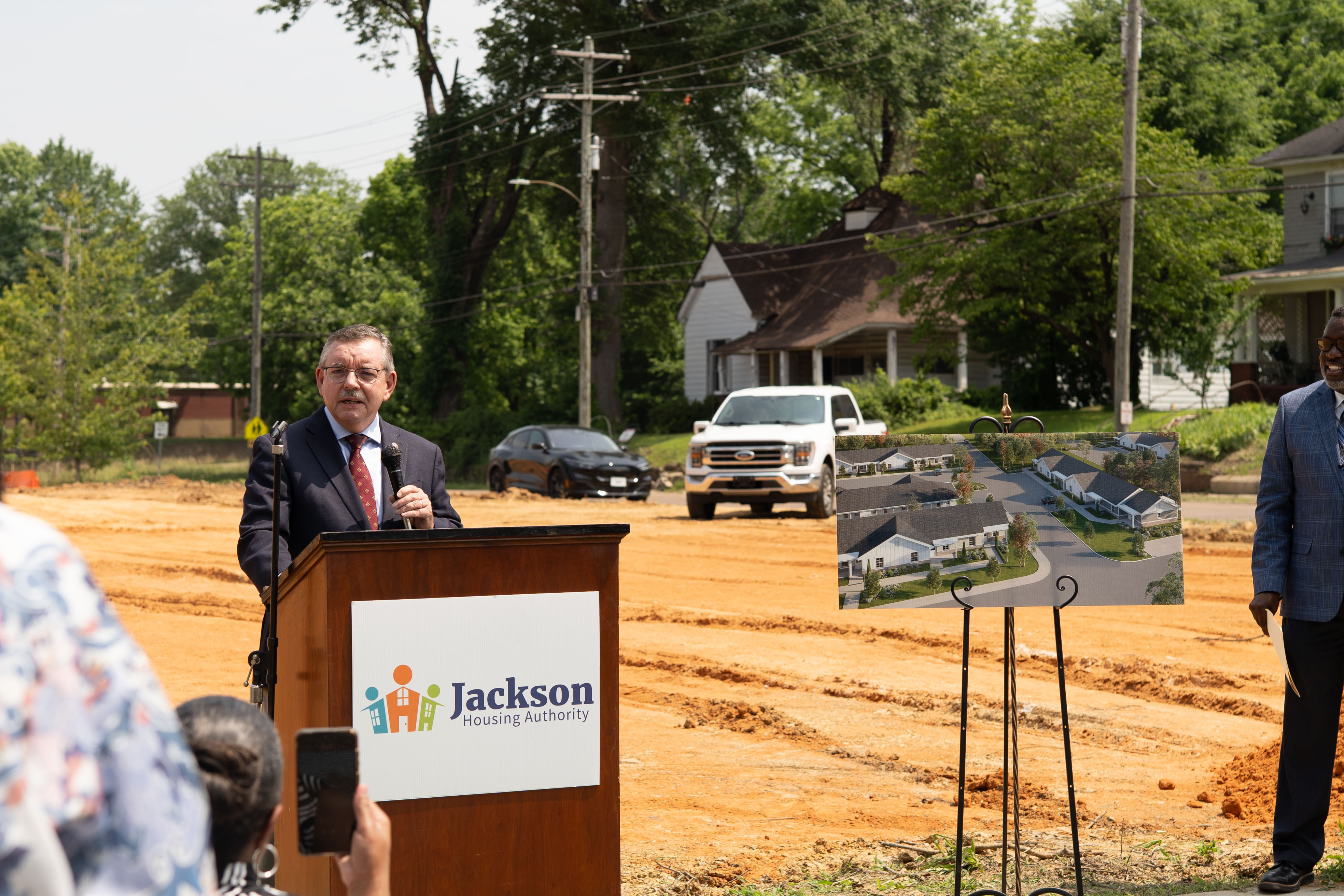 THDA and Jackson Housing Authority Host Groundbreaking Ceremony for BlueCreek Apartments and The Cottages of Bluecreek