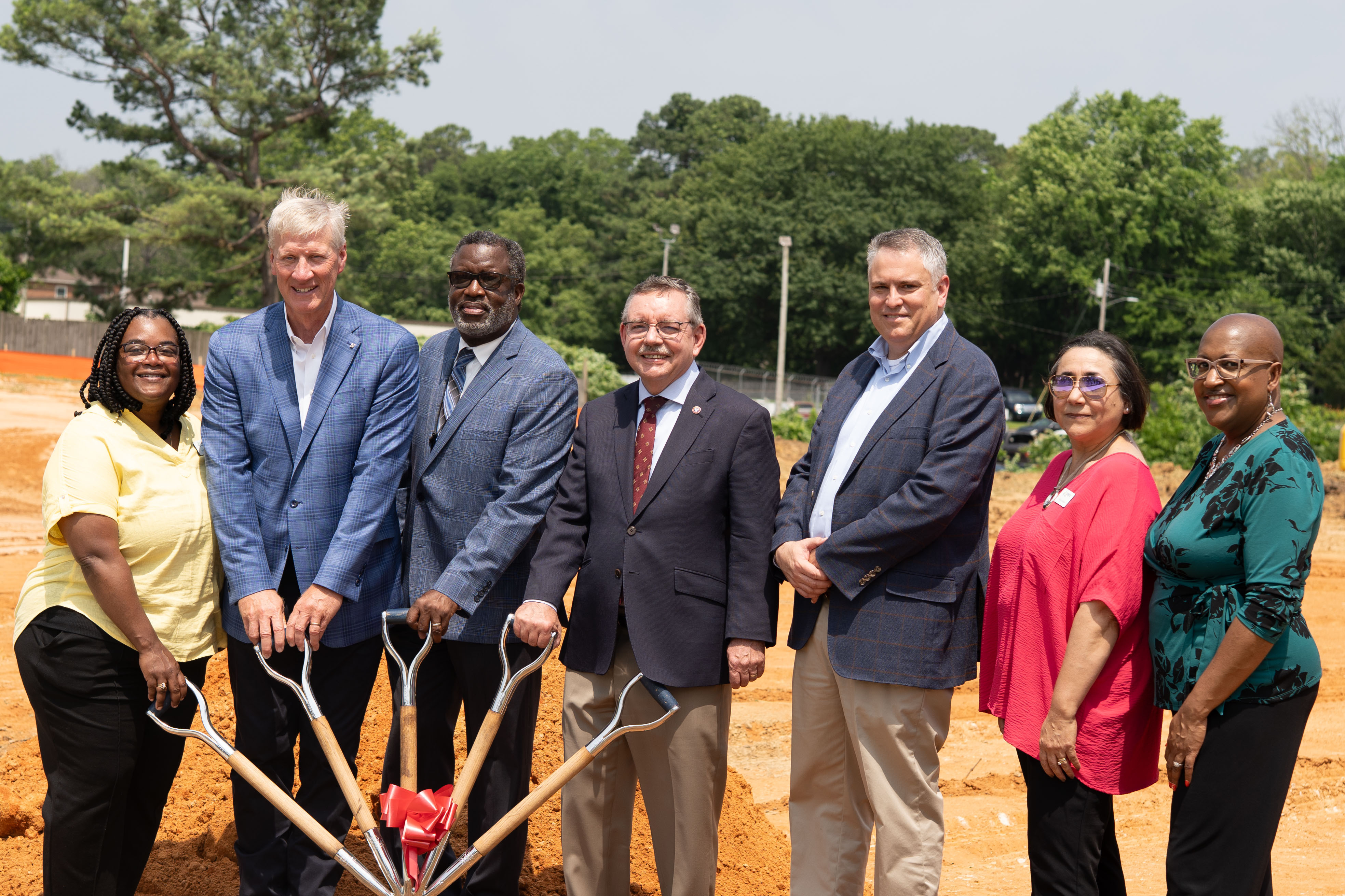 THDA and Jackson Housing Authority Host Groundbreaking Ceremony for BlueCreek Apartments and The Cottages of Bluecreek
